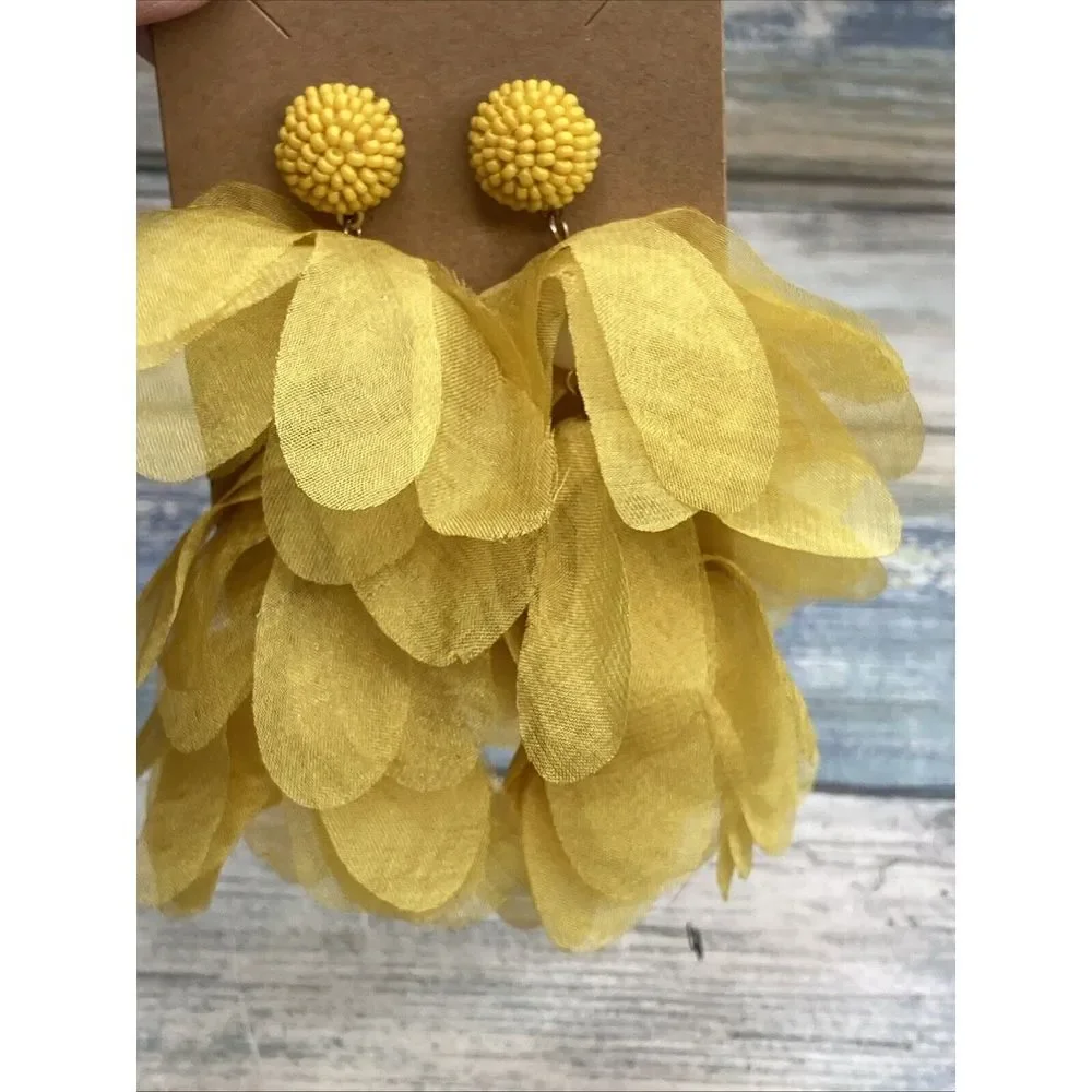 Yellow Breeze Flow Earrings Drop Dangle White Beads 3.5